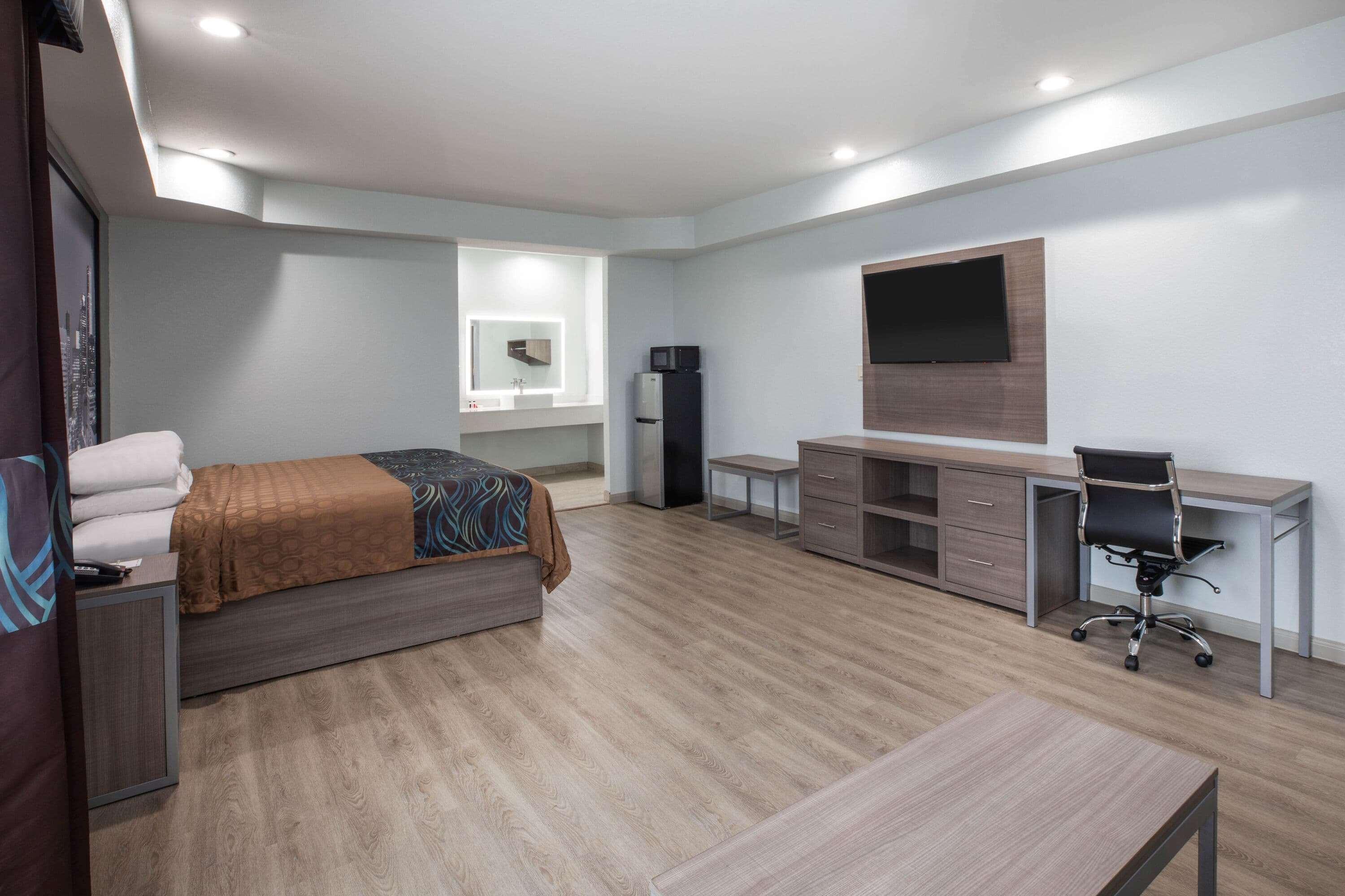 Super 8 By Wyndham Houston Fallcreek 4*